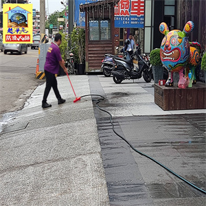 台中市東山電子遊藝場水抿石地面止滑工程779