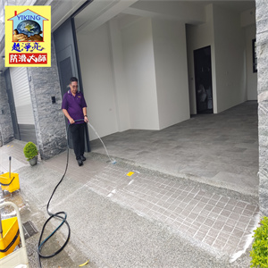 台中市美群臻寶社區騎樓磁磚地面防滑工程784