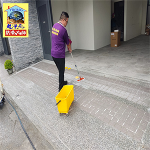 台中市美群臻寶社區騎樓磁磚地面防滑工程784