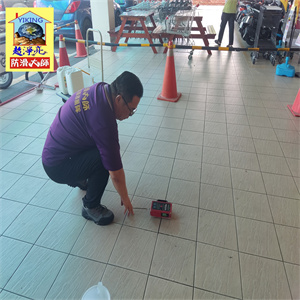 台南市新化區北海道新化總店騎樓磁磚地面防滑工程786