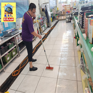 台南市北海道新化總店廚房磁磚地面防滑工程786-1