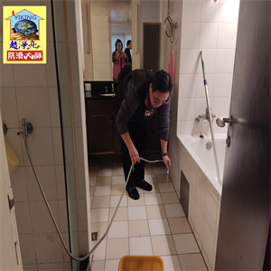 新北市新莊石公館浴室磁磚地面防滑施工790