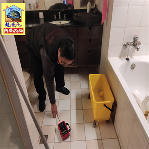 新北市新莊石公館浴室磁磚地面防滑施工790