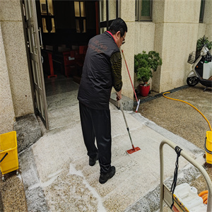 彰化市台灣基督長老教會水抿石地面防滑工程791